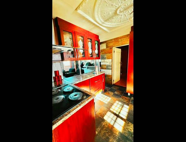 3 BEDROOM HOUSE FOR SALE IN KWAZAKHELE